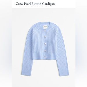 Abercrombie & Fitch Crew Pearl Cardigan | Medium | Blue